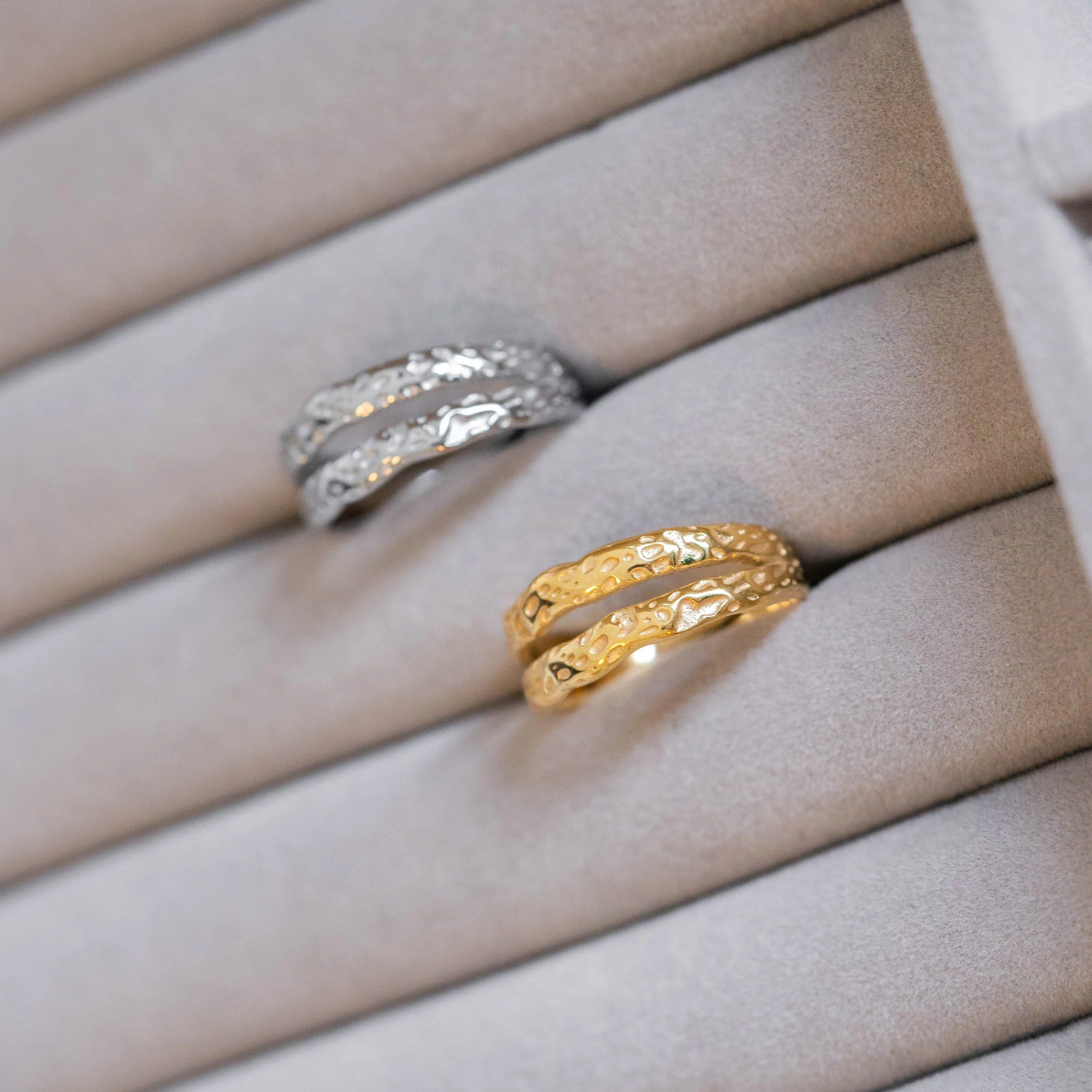 MOON JUSTERBAR TWIN RING - Image 8