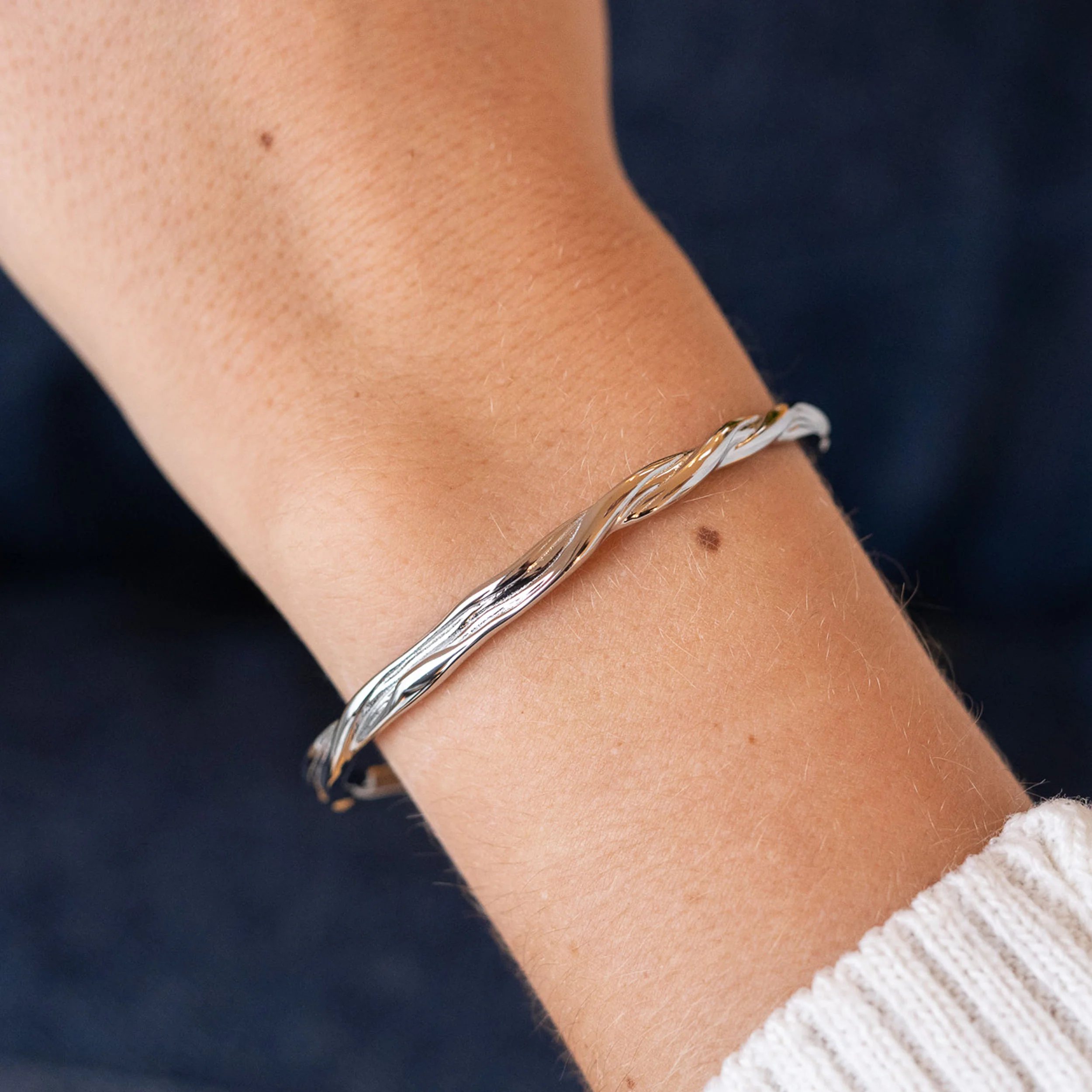 TWIST JUSTERBAR ARMRING - Image 8